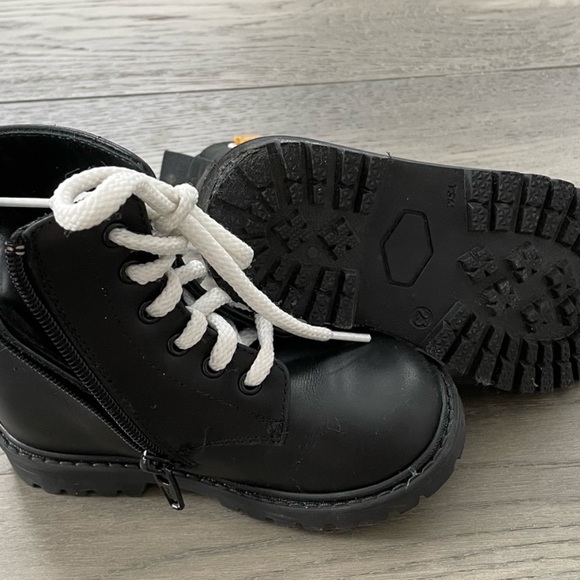 SOLD - Picture 4 of 5